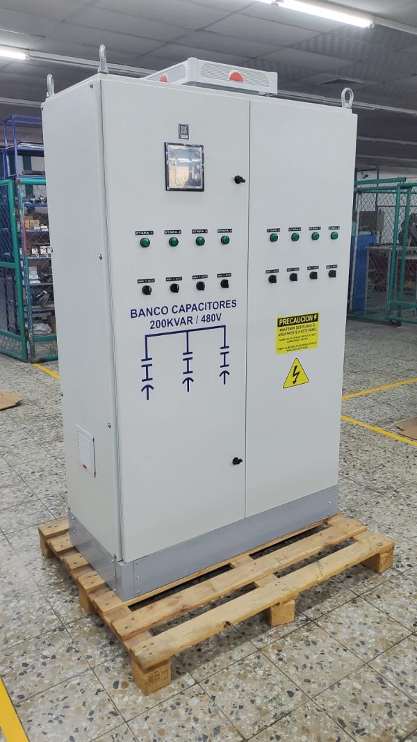 Banco de Capacitores Automático